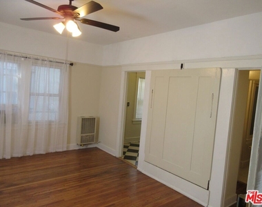5336 Monroe Street - Photo Thumbnail 4