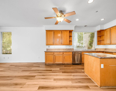 10645 Chiquita Street - Photo Thumbnail 10