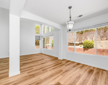 10645 Chiquita Street - Photo Thumbnail 4