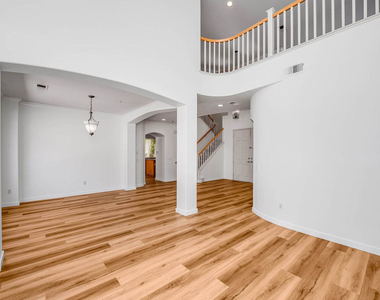 10645 Chiquita Street - Photo Thumbnail 6