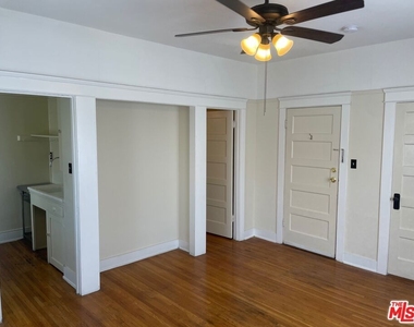 5336 Monroe Street - Photo Thumbnail 9