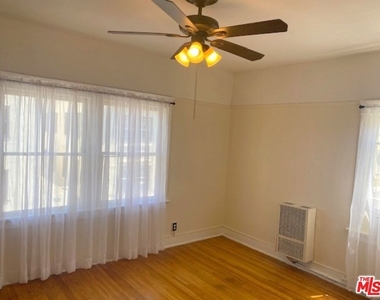 5336 Monroe Street - Photo Thumbnail 5