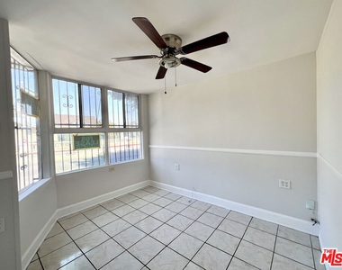3260 E 4th Street - Photo Thumbnail 2