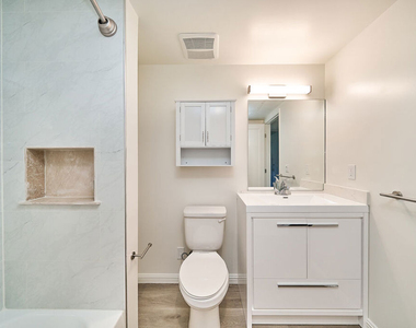 951 S Wilton Place - Photo Thumbnail 17