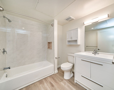 951 S Wilton Place - Photo Thumbnail 16
