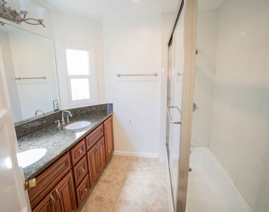 1210 S La Jolla Avenue - Photo Thumbnail 6