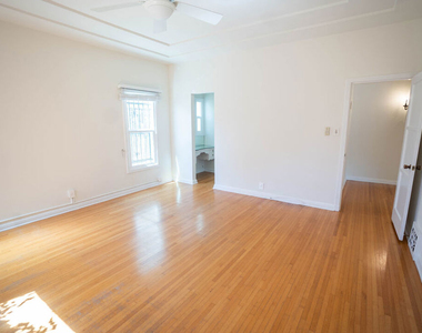 1210 S La Jolla Avenue - Photo Thumbnail 4