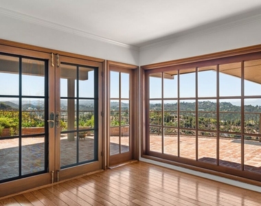 2317 Kimridge Road - Photo Thumbnail 24