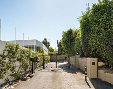 2317 Kimridge Road - Photo Thumbnail 42