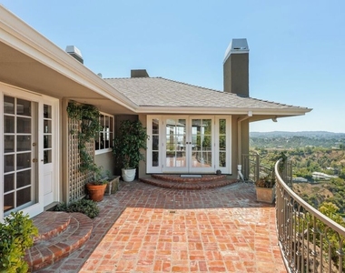 2317 Kimridge Road - Photo Thumbnail 31