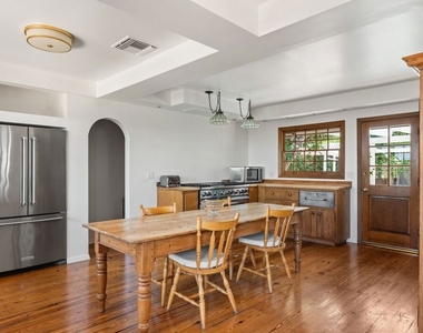 2317 Kimridge Road - Photo Thumbnail 19