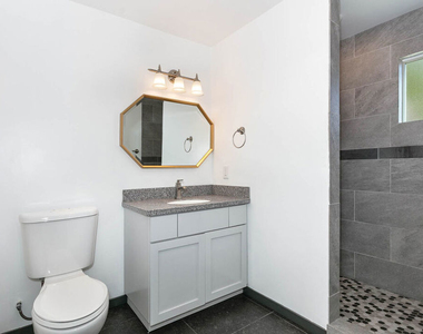 2914 Castle Heights Avenue - Photo Thumbnail 21