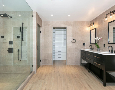 2914 Castle Heights Avenue - Photo Thumbnail 10