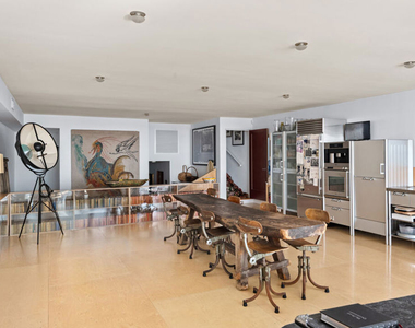 2909 Ocean Front Walk - Photo Thumbnail 5
