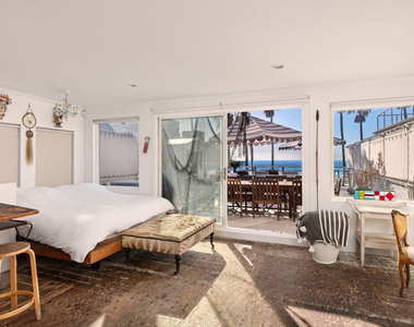 2909 Ocean Front Walk - Photo Thumbnail 16