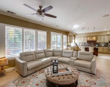 9673 Deer Trail Dr - Photo Thumbnail 16
