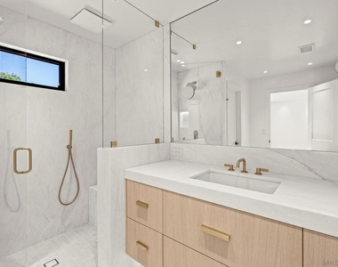 2260 Calle Tiara - Photo Thumbnail 26