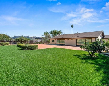 2260 Calle Tiara - Photo Thumbnail 16