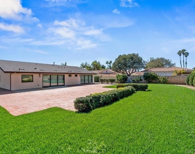2260 Calle Tiara - Photo Thumbnail 17