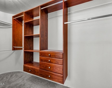 2594 Ridgebrook Place - Photo Thumbnail 18