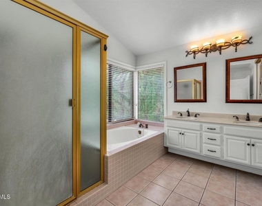 2594 Ridgebrook Place - Photo Thumbnail 17