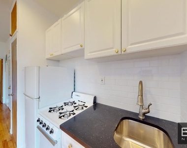 309 East 90th Street - Photo Thumbnail 1