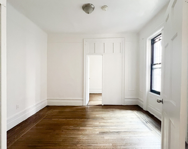 3139 Broadway - Photo Thumbnail 5