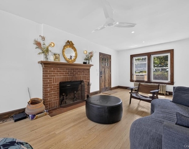 36 W Center Street - Photo Thumbnail 9