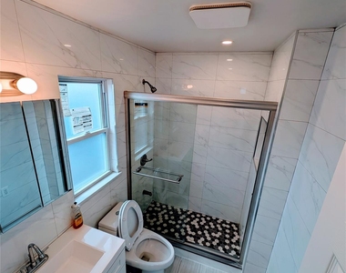 143-40 Poplar Avenue - Photo Thumbnail 9
