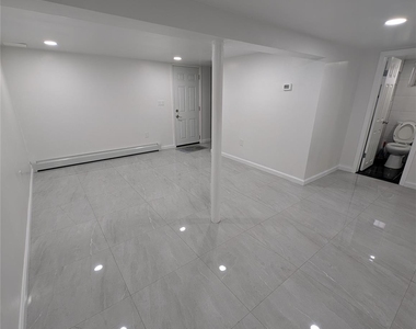 143-40 Poplar Avenue - Photo Thumbnail 7