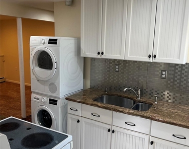 278 Swan Lake Drive - Photo Thumbnail 2