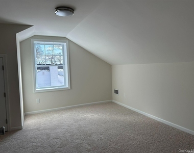 125 W Main Street - Photo Thumbnail 17