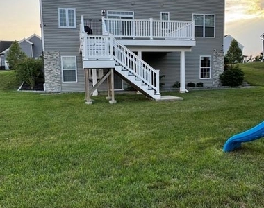 16 Boxwood Road - Photo Thumbnail 6