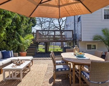 7 Phyllis Drive - Photo Thumbnail 21