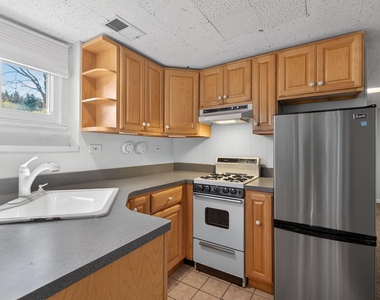 7 Phyllis Drive - Photo Thumbnail 14