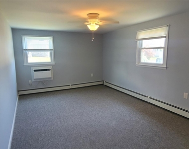 2542 Dock Road - Photo Thumbnail 8