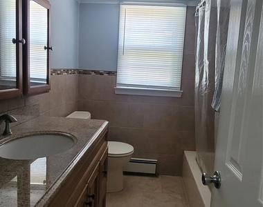 2542 Dock Road - Photo Thumbnail 7