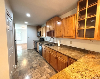 504 Continental Drive - Photo Thumbnail 5