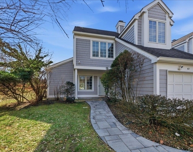 42 Clarewood Drive - Photo Thumbnail 1