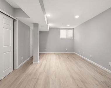 42 Clarewood Drive - Photo Thumbnail 16