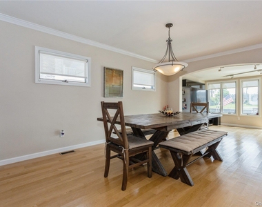 29 Seabreeze Road - Photo Thumbnail 7