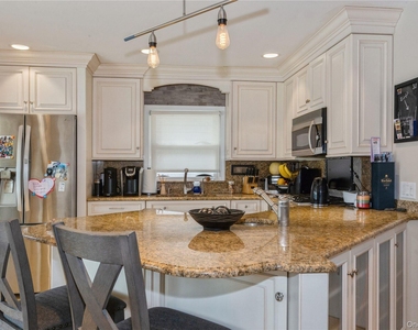 29 Seabreeze Road - Photo Thumbnail 12