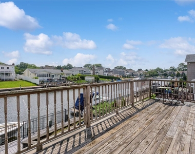 29 Seabreeze Road - Photo Thumbnail 23