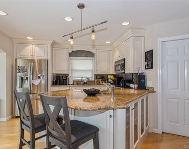 29 Seabreeze Road - Photo Thumbnail 11