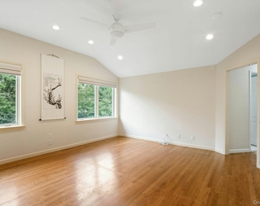 12 Warnke Lane - Photo Thumbnail 15