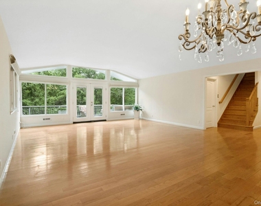 12 Warnke Lane - Photo Thumbnail 5