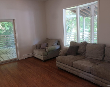 9 Conklin Lane - Photo Thumbnail 9