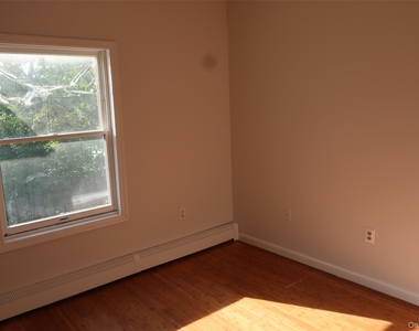 9 Conklin Lane - Photo Thumbnail 26