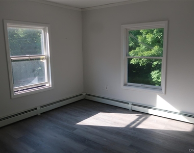 9 Conklin Lane - Photo Thumbnail 21