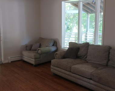 9 Conklin Lane - Photo Thumbnail 6
